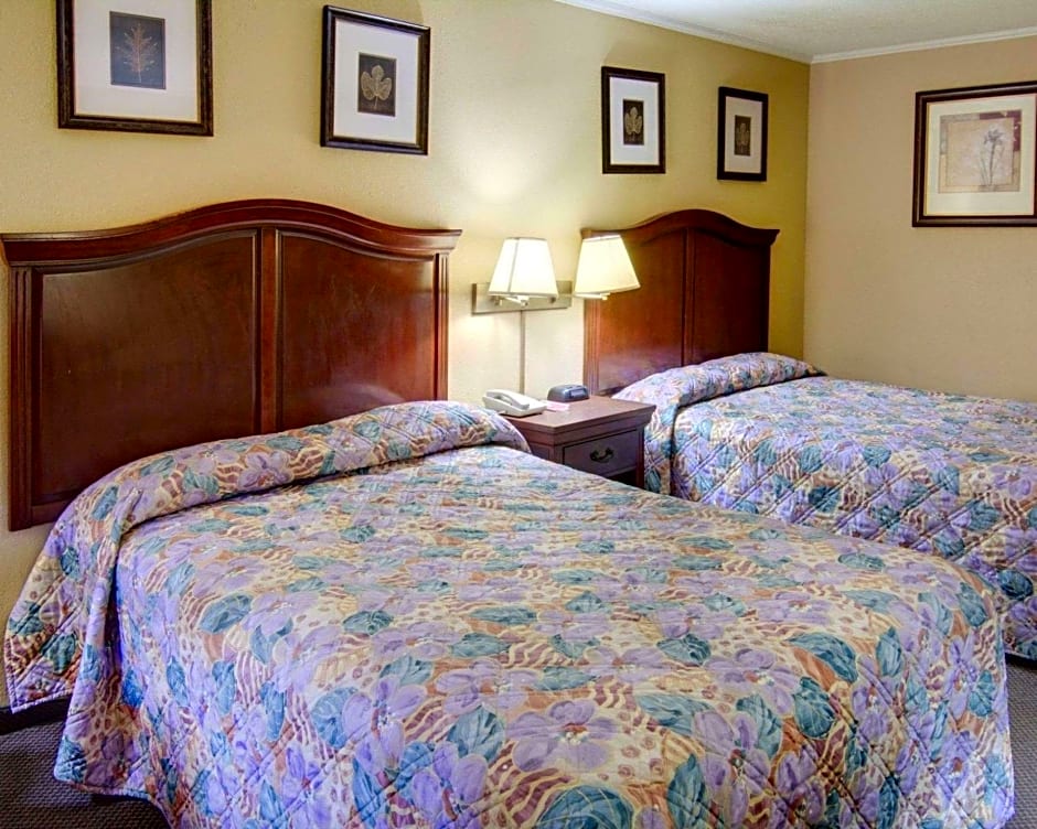 Rodeway Inn Conference Center El Dorado