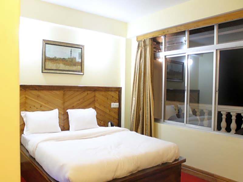 Hotel White Yak