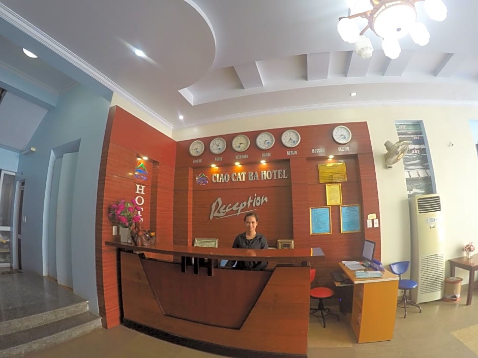Ciao CatBa Hotel