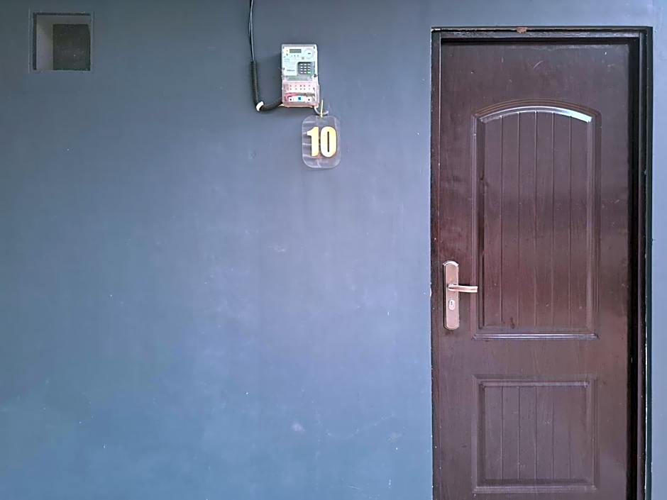 Homestay Sido Joyo near Sunrise Mall Mitra RedDoorz