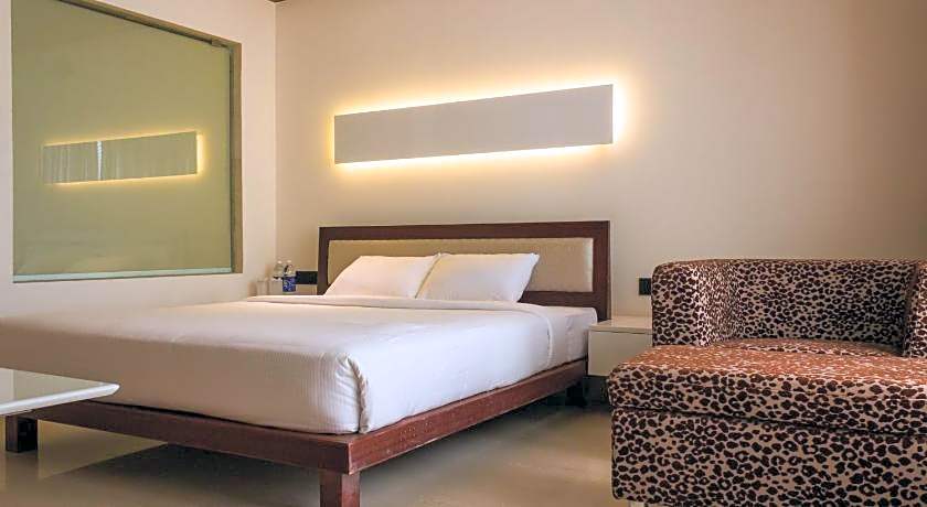 Diana Heights Luxury Hotel