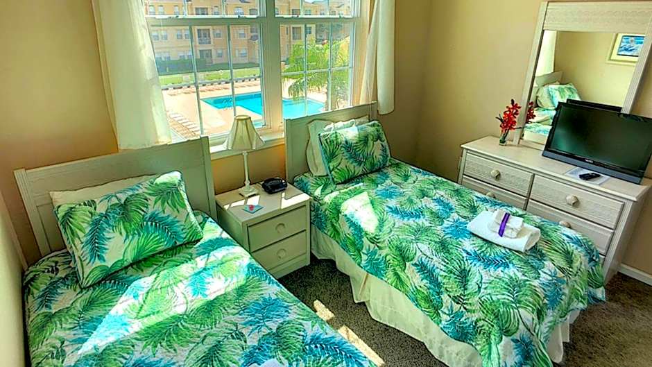 Pool Side Tree House