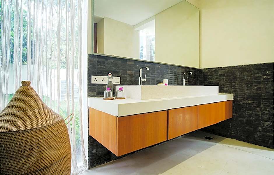 Em Hill Estate Lombok