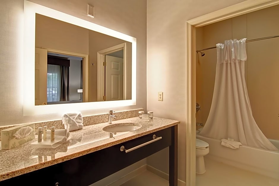 Homewood Suites by Hilton Newark-Cranford