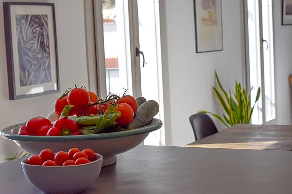 La Orza, Frigiliana Luxury center townhouse with pool and parking HansOnHoliday Rentals