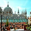 Relais Piazza San Marco