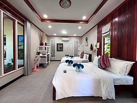 Bungalow with Sea View