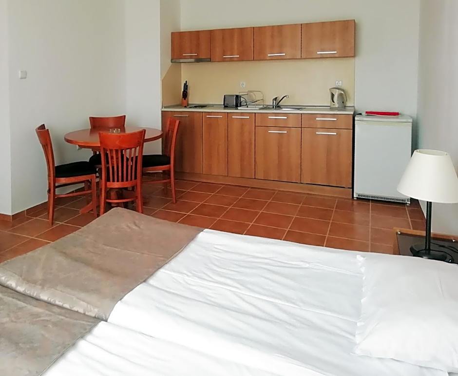Apart Hotel Efir