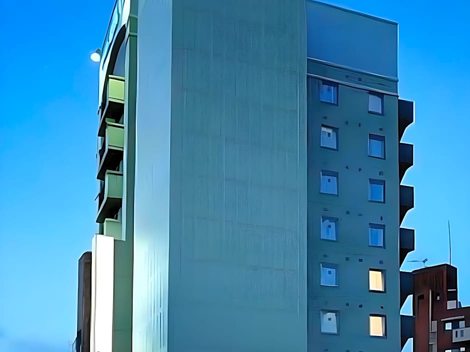 Toyoko Inn Okinawa Naha Kokusai-Dori Miebashi-Eki
