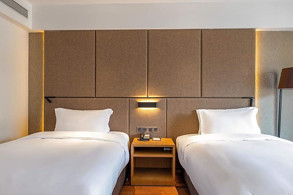 Howard Johnson Jinlin Plaza Lijiang