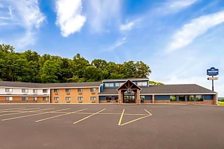 AmericInn by Wyndham West Salem