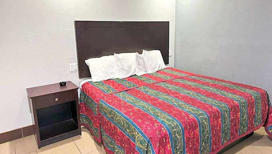 Xpress Inn & Extended Stays