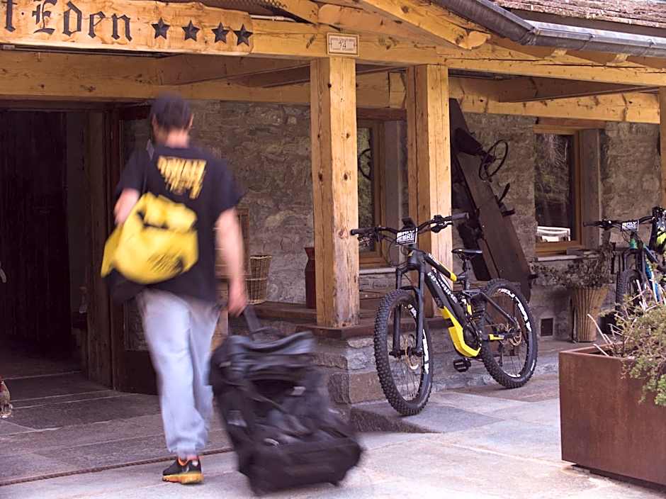Chalet Eden Eco Hotel, Restaurant & Wellness