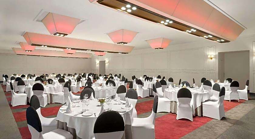 Saura Hotel, Agra- A Club Mahindra Associate