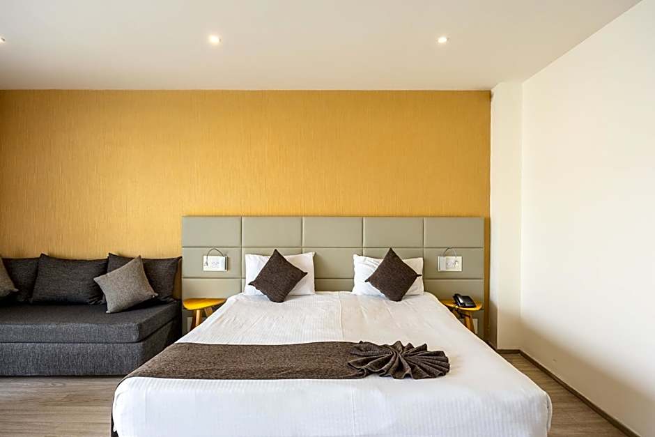 Melpo Antia Hotel & Suites