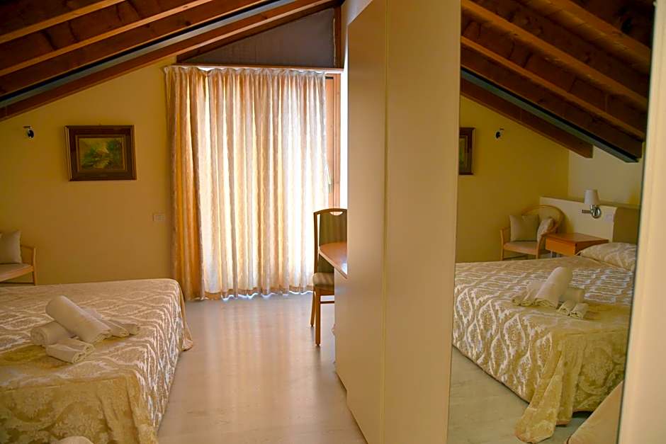 Hotel Ristorante Miralago