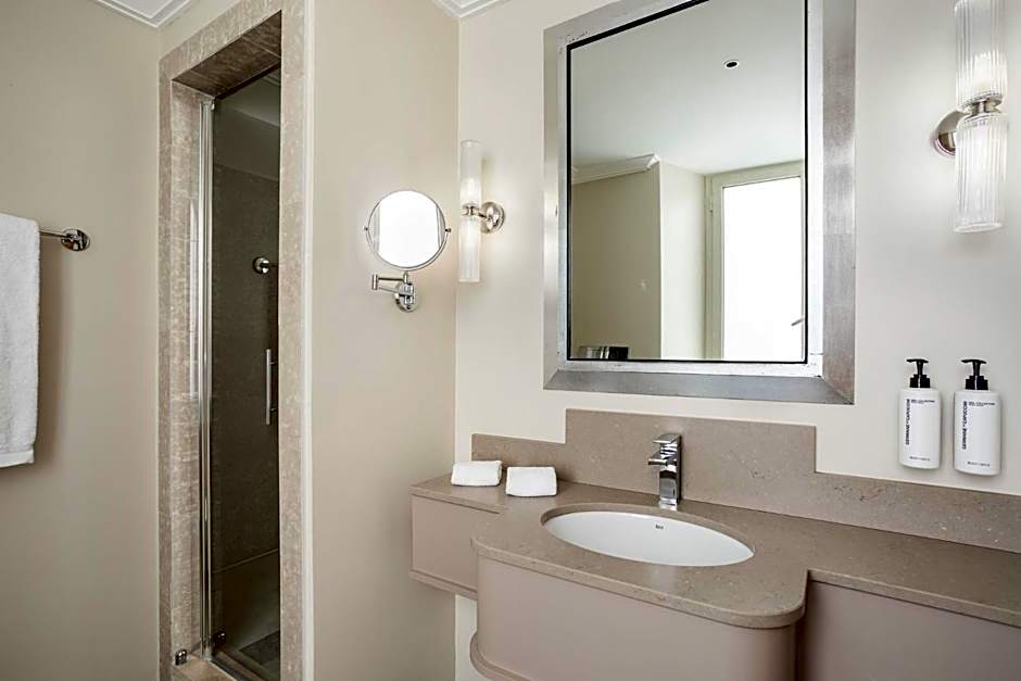 Room Mate Collection Mia, Rome Colosseum