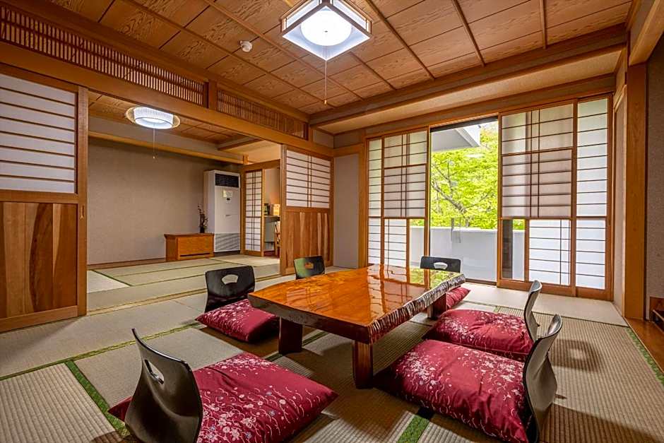 Nikko Nationalpark Kawamata Onsen KURA