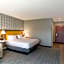 Hampton Inn By Hilton Riverside Downtown