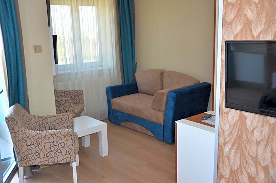 Grand Ahos Hotel