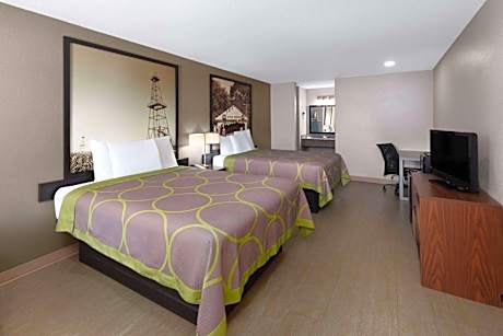 2 Queen Beds Non-Smoking