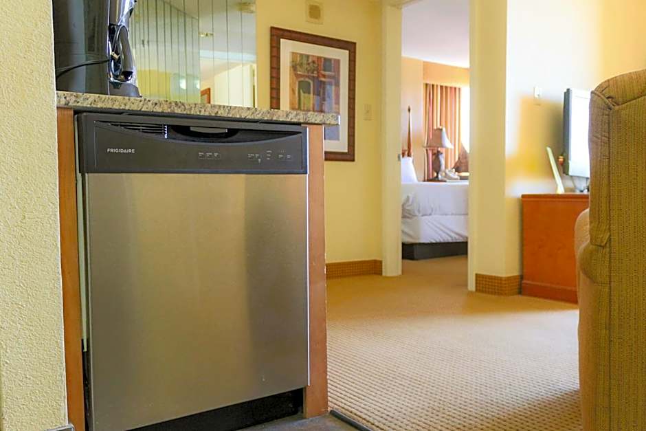 Schooner II Beach and Racquet Club