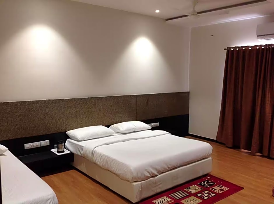 Hotel Priyanjali