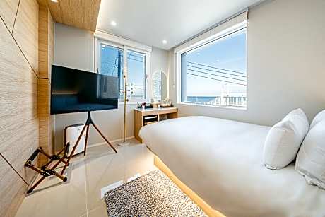 Luxury Ocean View Room