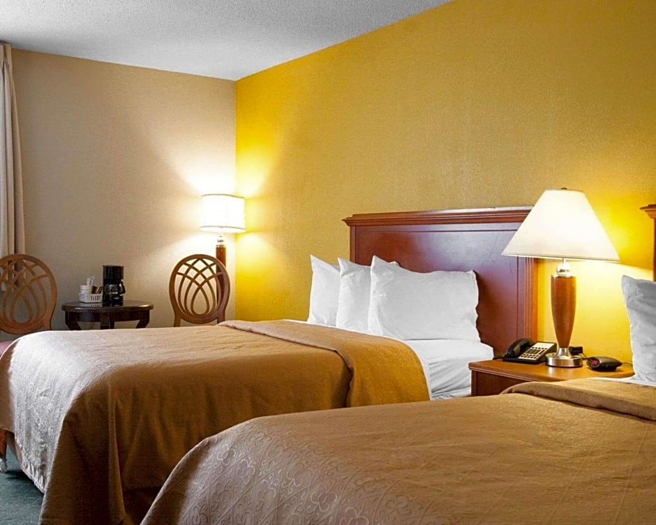 Quality Inn Cairo I-57