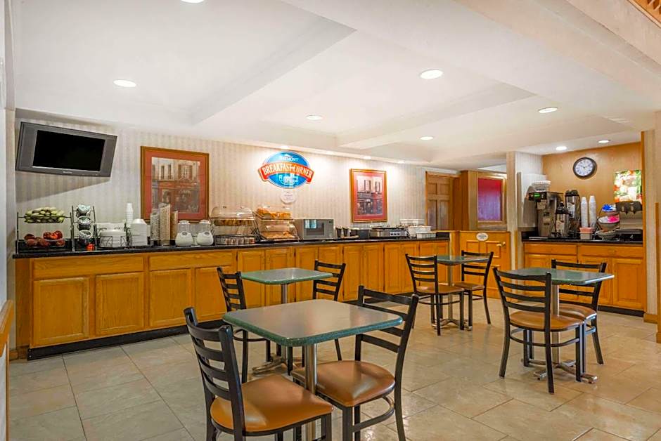 Baymont by Wyndham Plainfield/ Indianapolis Arpt Area