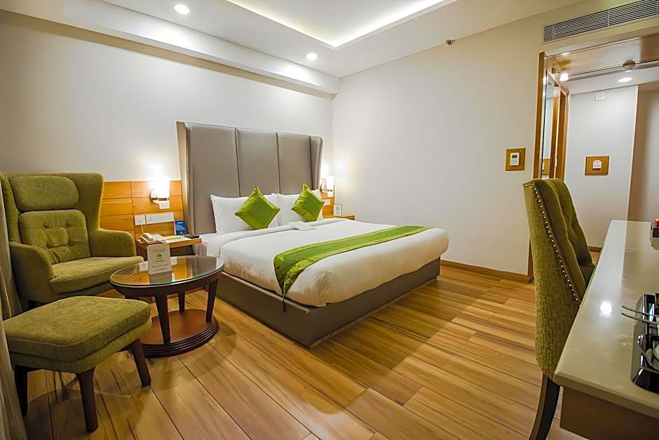 Glades Hotel Mohali - Chandigarh