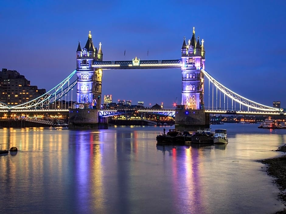 London Queens Apartments