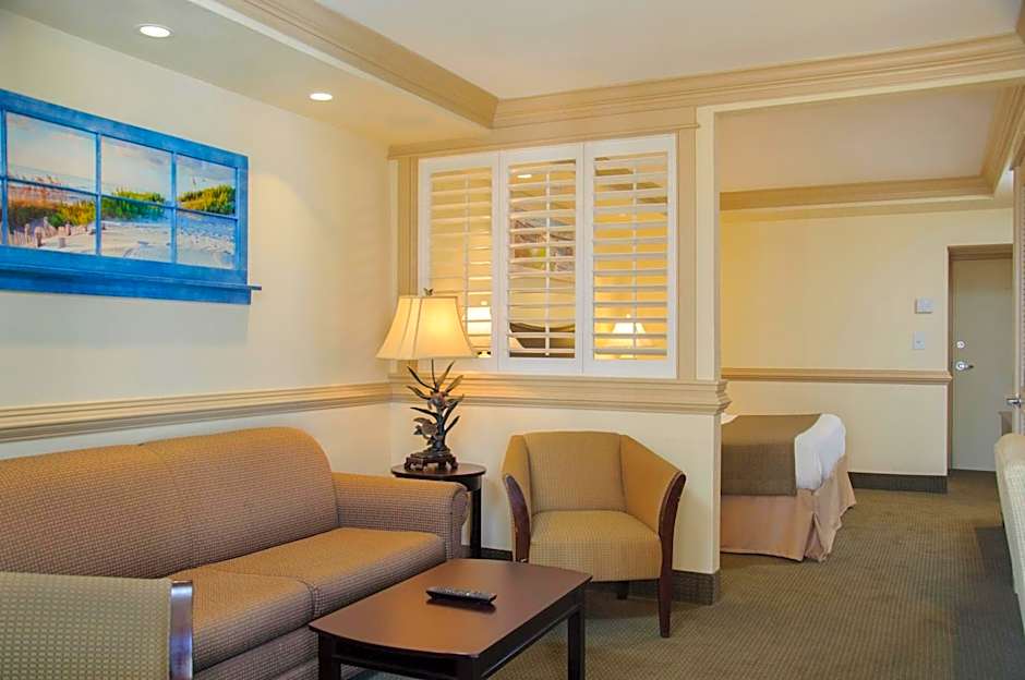 Shutters on the Banks
