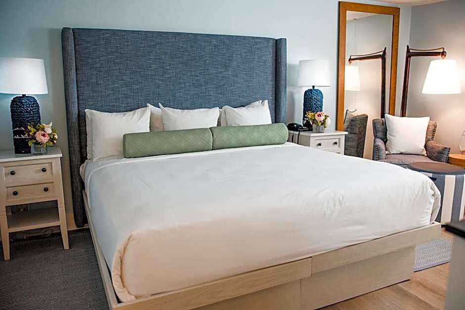 Sea Crest Beach Resort