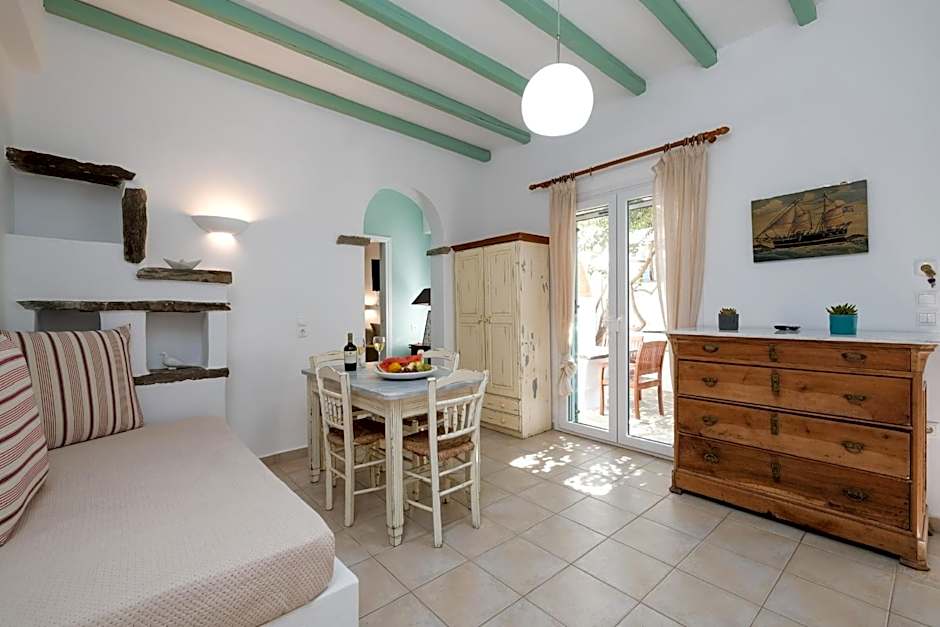 Golden Beach Studios & Suites