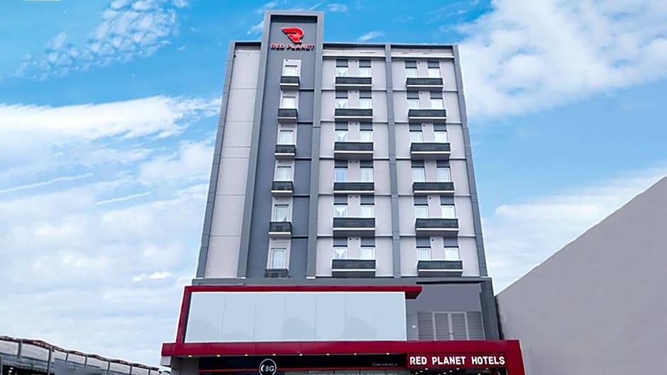 Red Planet Davao