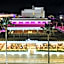 Seasons Hotel (Adults Only)