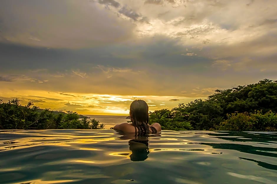 Condovac la Costa All Inclusive