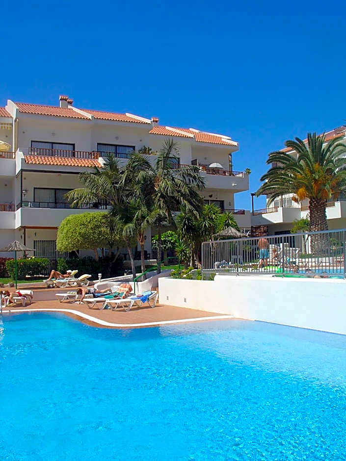 Apartamentos Hg Cristian Sur