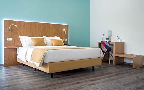 Suite with River View