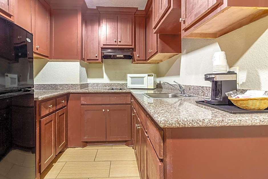 Rodeway Inn & Suites Houston Near Medical Center