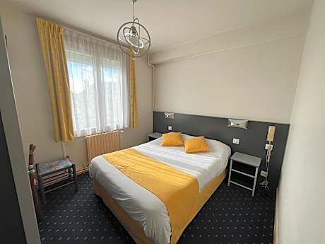 Logis Hôtel & Restaurant de la Barque