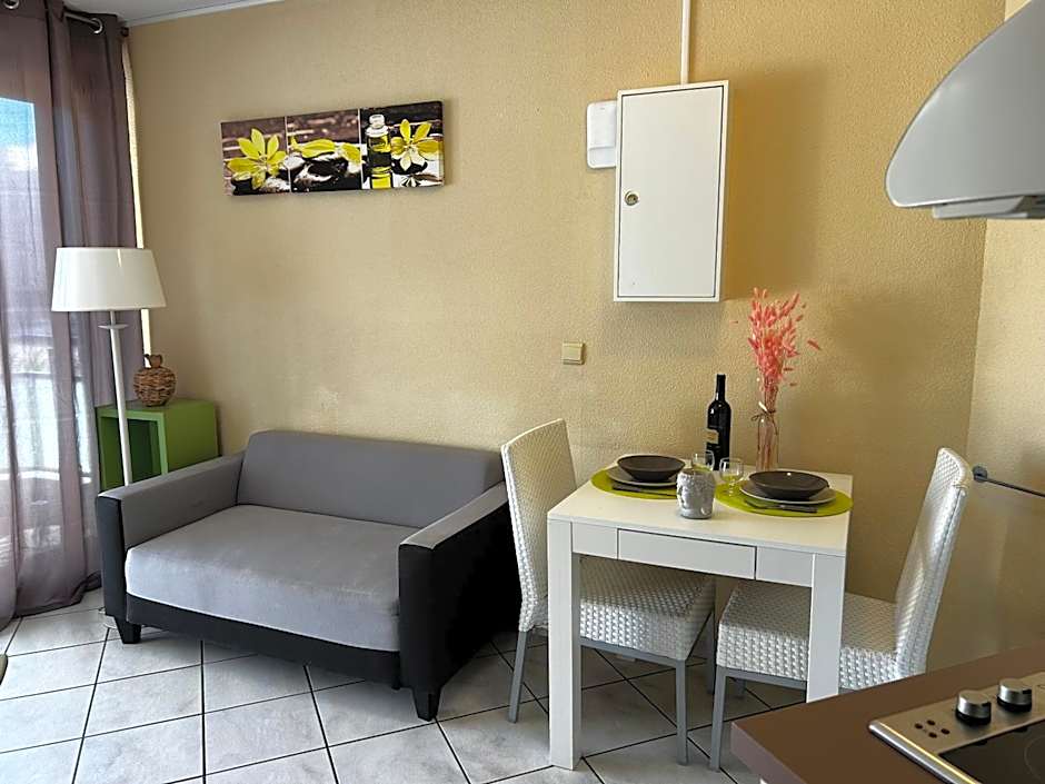 Lagrange Grand Bleu Vacances – Résidence Les Jardins de Neptune