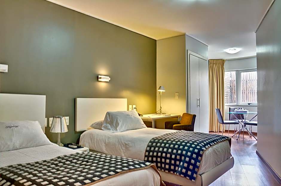 Regency Golf - Hotel Urbano