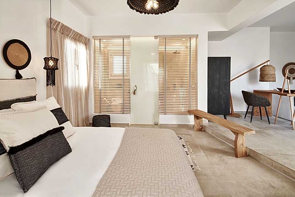 Volcano Luxury Suites Milos - Adults Only