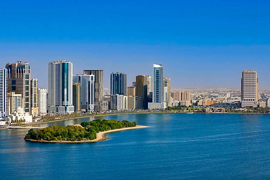 DoubleTree by Hilton Sharjah Waterfront Hotel And Residences