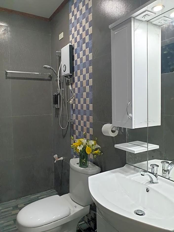 Camiguin KALIMBA DE LUNA INN