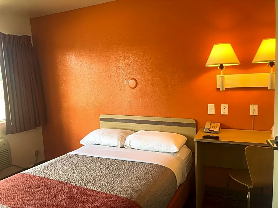 Motel 6 Jacksonville - Orange Park