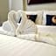 RQ Bangkok Sukhumvit 107 by Collection O