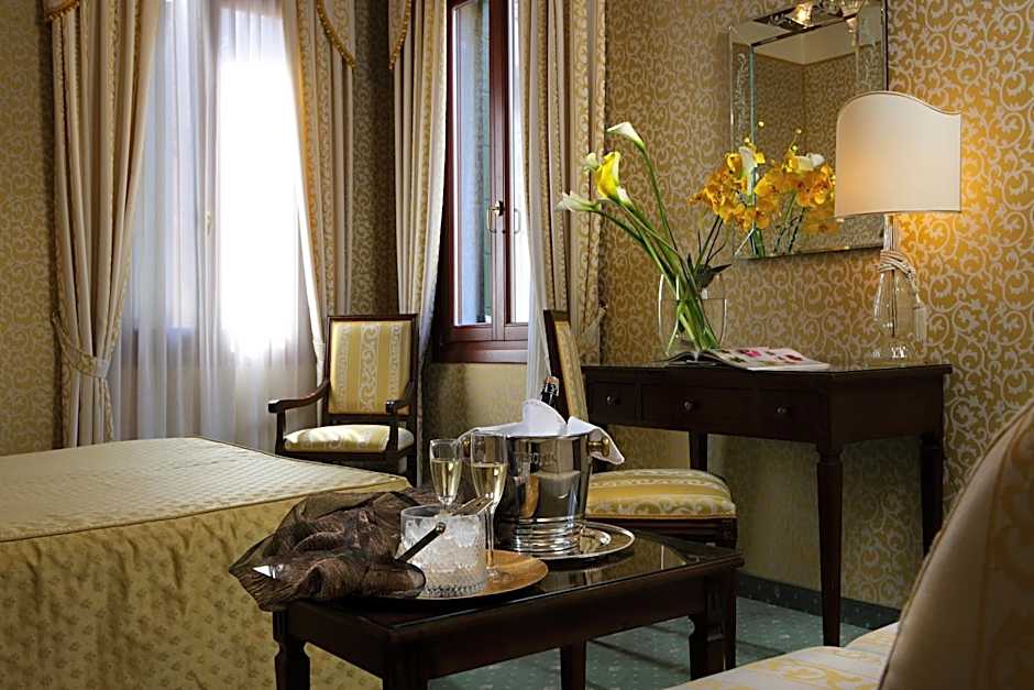 Hotel Ca' D'Oro - WENICE Deep Culture